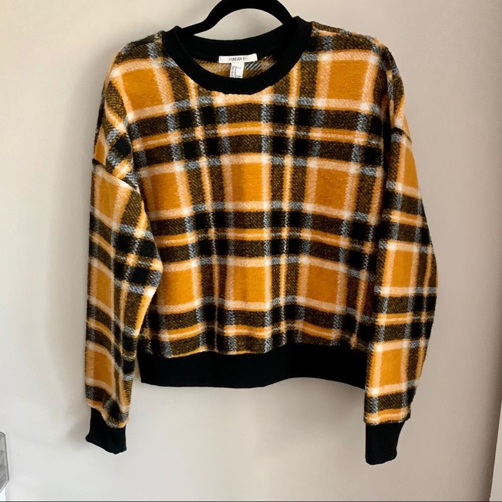🦋 3 for $20 NWOT Forever 21 Plaid Crew Neck Sweater